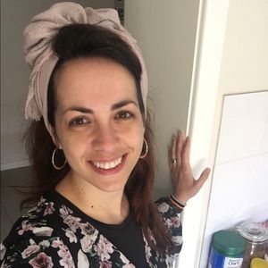 Meet your Posher, Catia